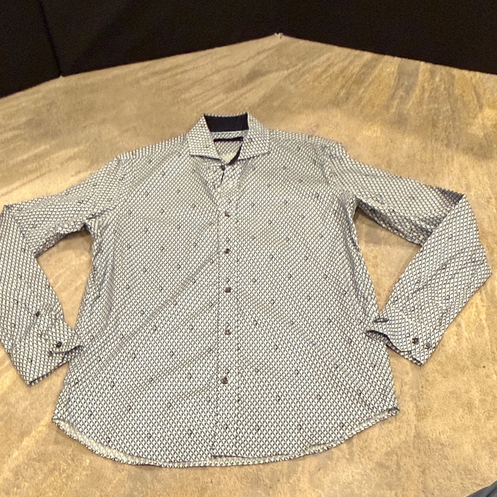 greyson G all over print‎ dress shirt size M in EUC Unique